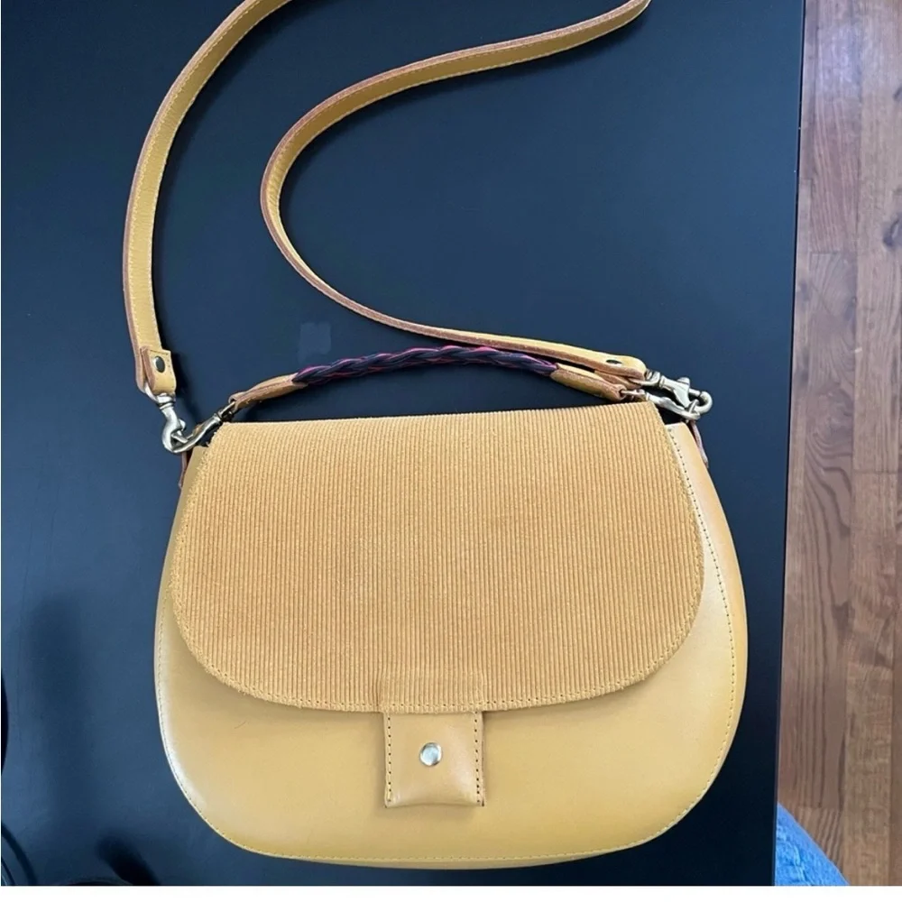 RARE COLOR Clare V. Herieth Yellow Shoulder Bag - Picture 4 of 9